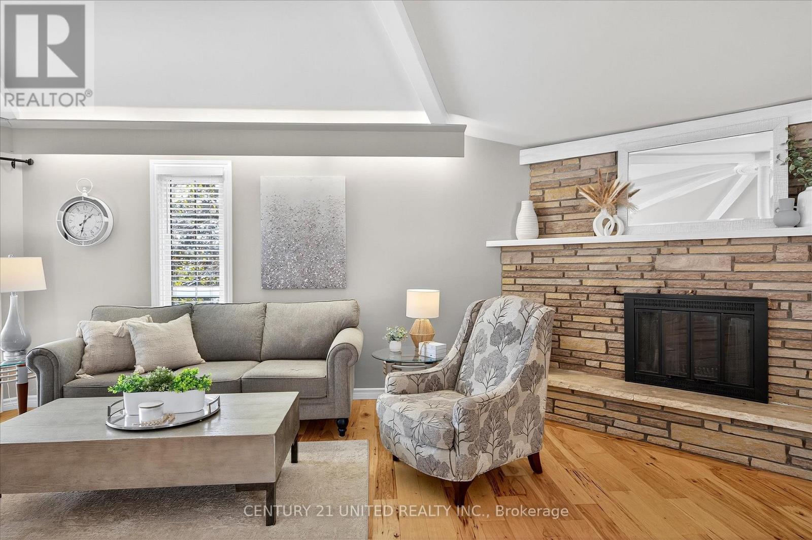 105 Ridgewood Road, Peterborough, Ontario  K9J 1P2 - Photo 14 - X12537074