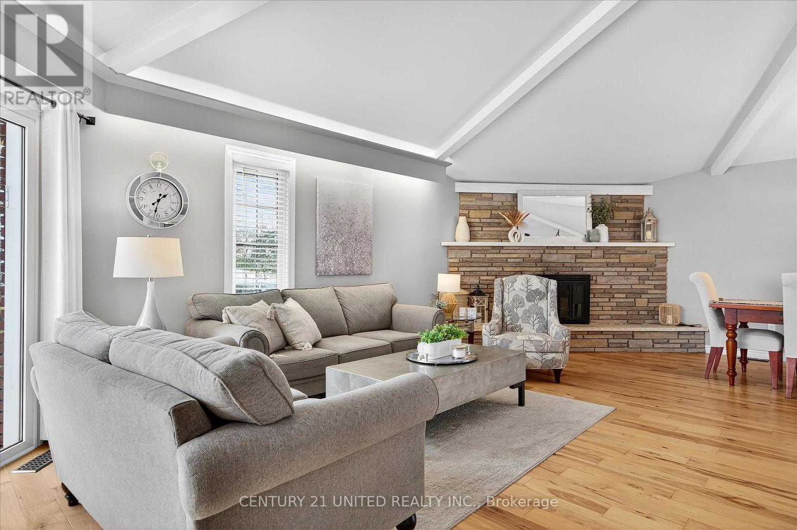 105 Ridgewood Road, Peterborough, Ontario  K9J 1P2 - Photo 15 - X12537074