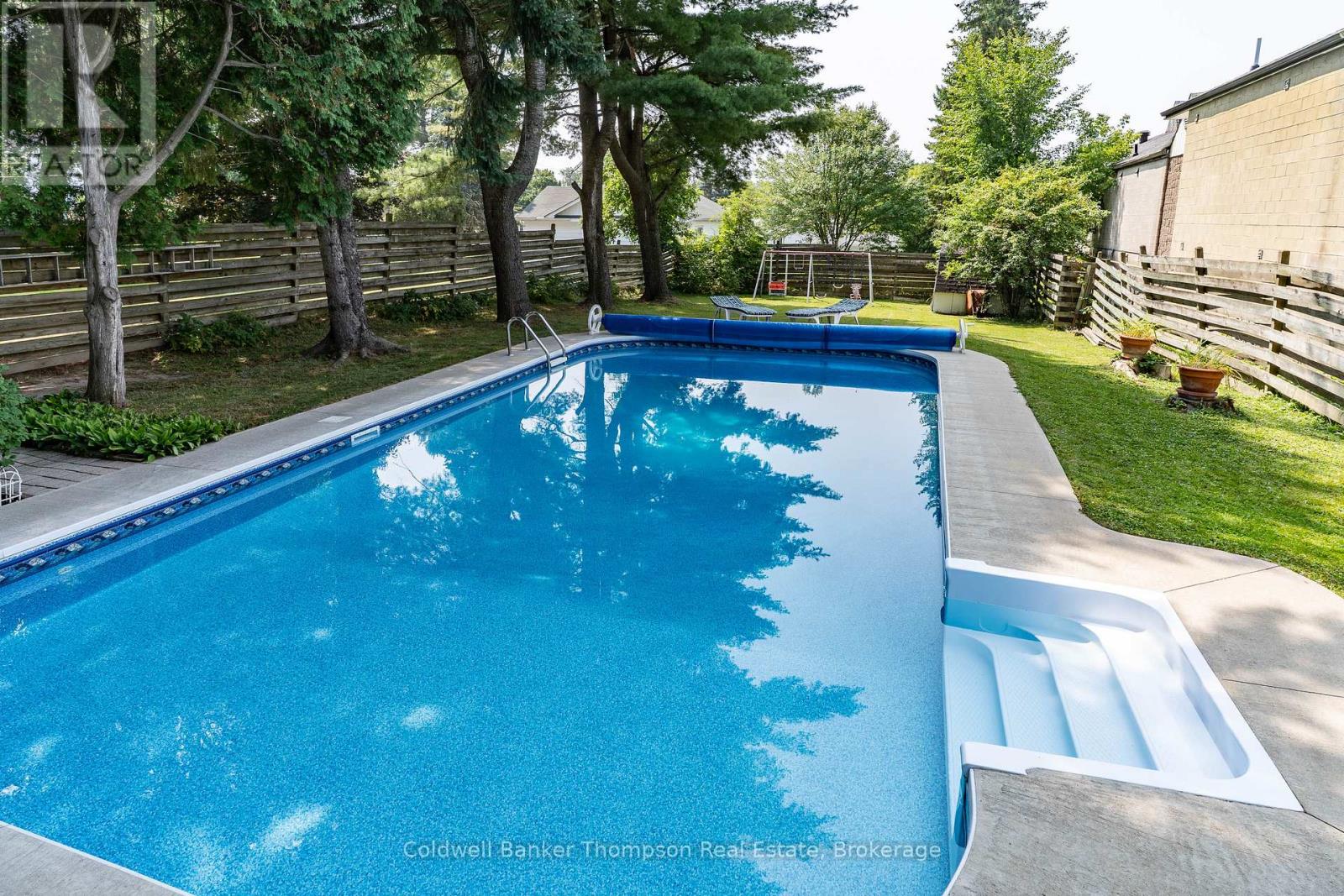 3 Cliff Avenue, Huntsville, Ontario P1H 1G4 - Photo 7 - X12537108