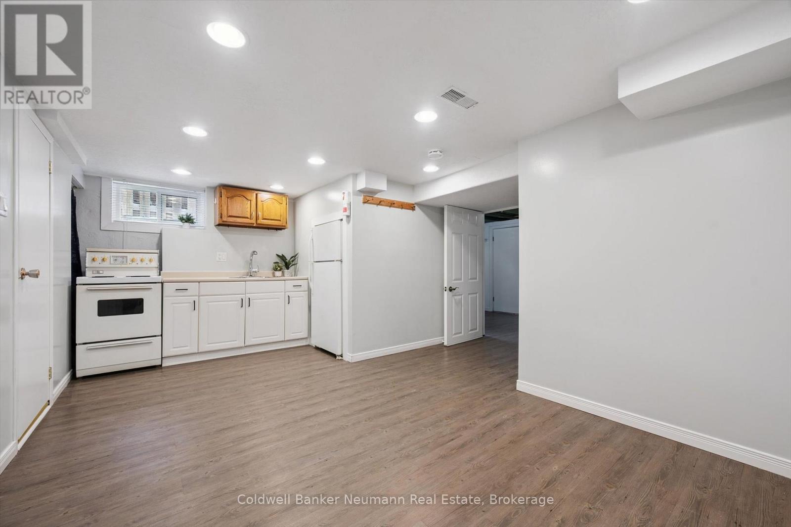 564 Paisley Road, Guelph, Ontario N1H 2S1 - Photo 23 - X12537152