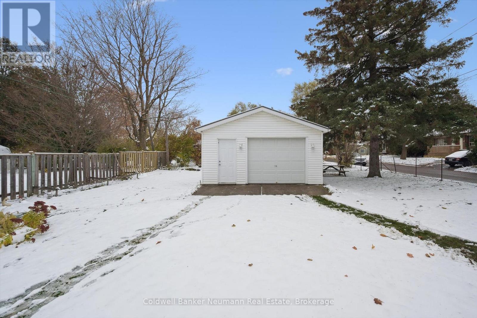 564 Paisley Road, Guelph, Ontario N1H 2S1 - Photo 34 - X12537152