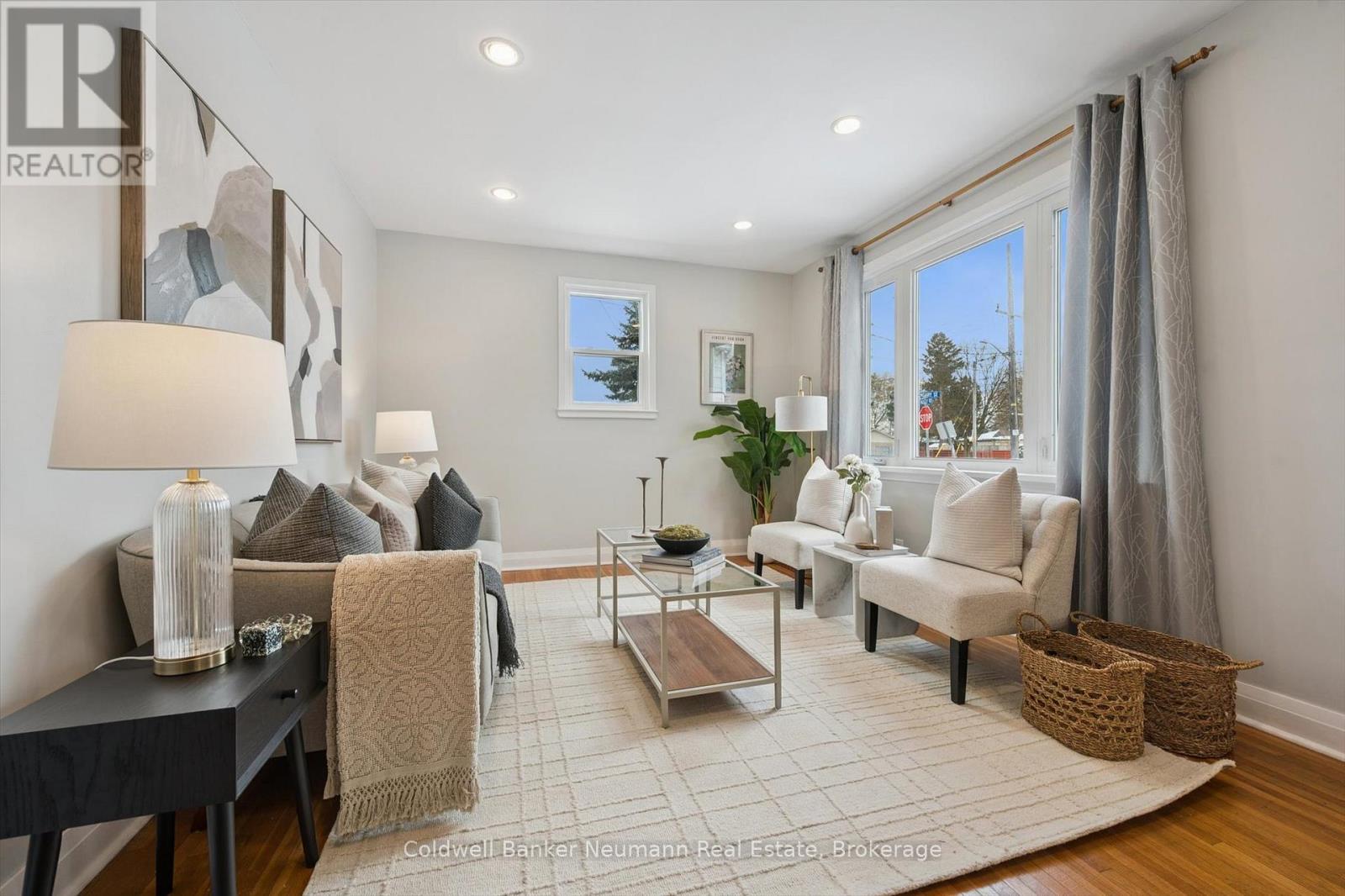 564 Paisley Road, Guelph, Ontario N1H 2S1 - Photo 5 - X12537152