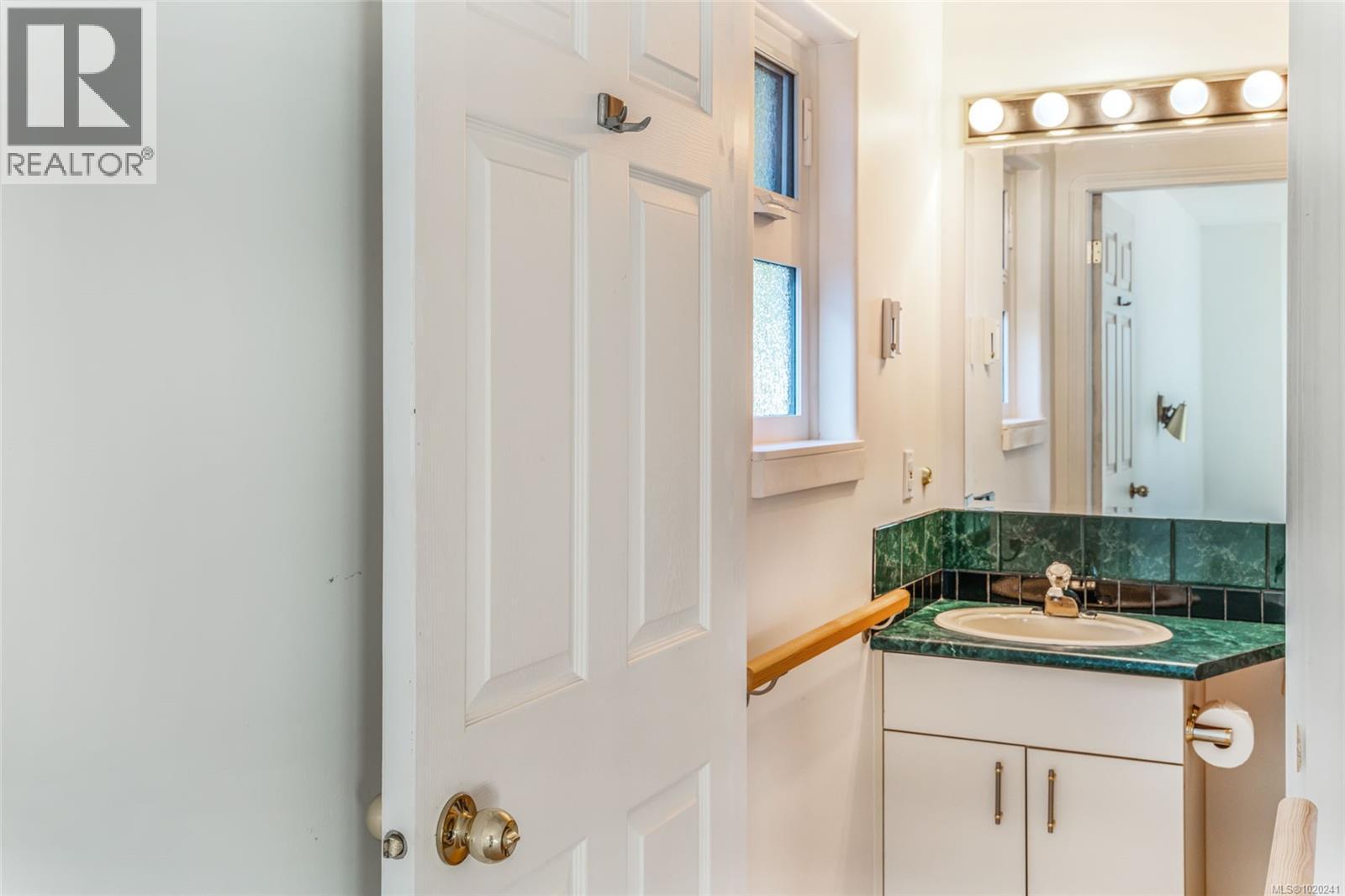 361 4th Ave Exten, Ladysmith, British Columbia  V9G 1T4 - Photo 18 - 1020241