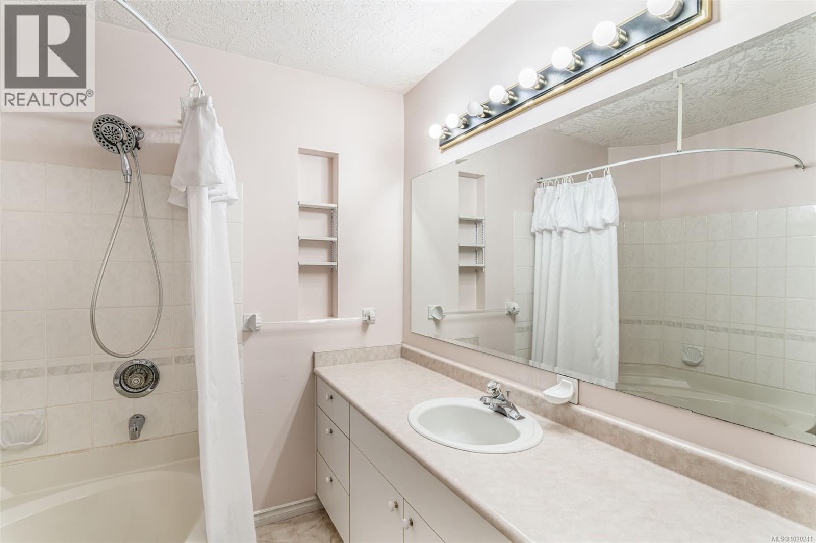 361 4th Ave Exten, Ladysmith, British Columbia  V9G 1T4 - Photo 19 - 1020241