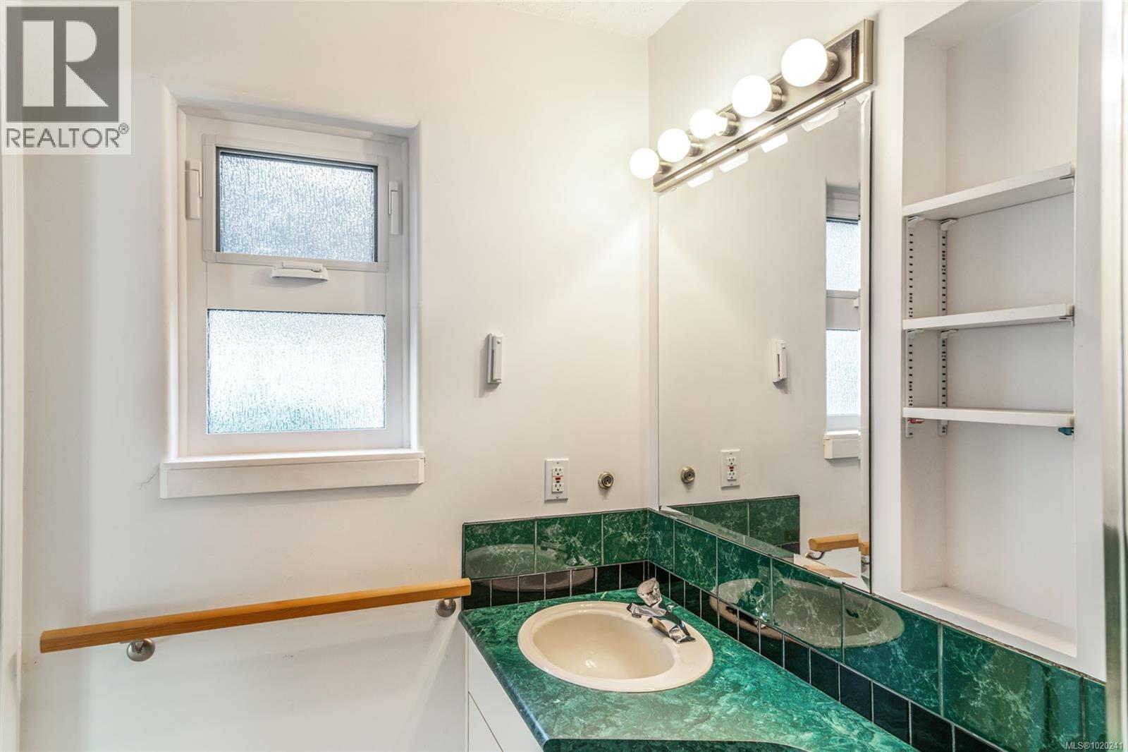 361 4th Ave Exten, Ladysmith, British Columbia  V9G 1T4 - Photo 41 - 1020241