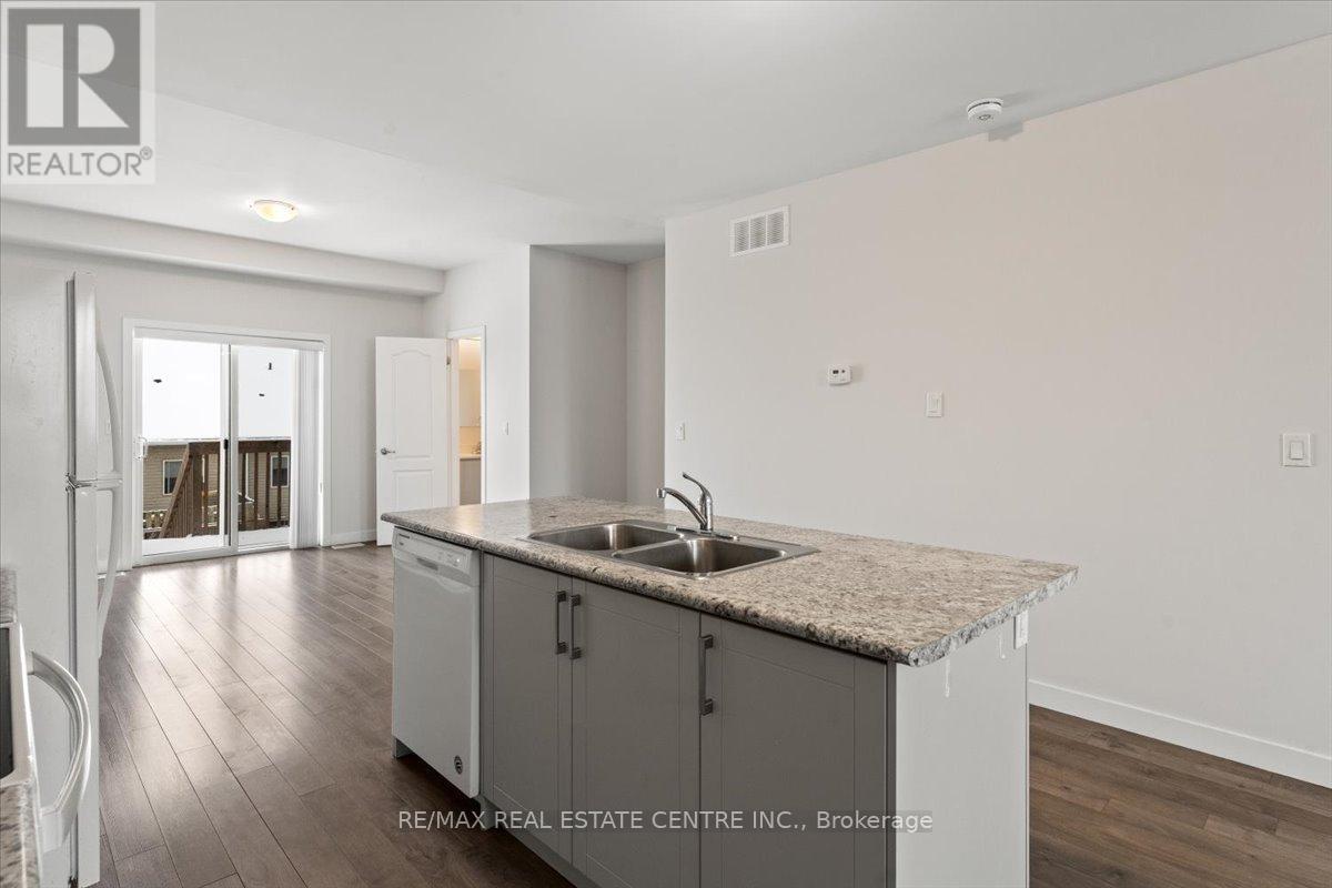 39 Denistoun Street, Welland, Ontario  L3C 0H6 - Photo 13 - X12536892