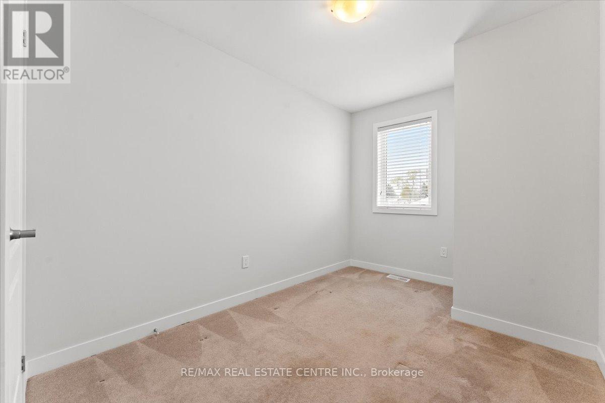 39 Denistoun Street, Welland, Ontario  L3C 0H6 - Photo 26 - X12536892