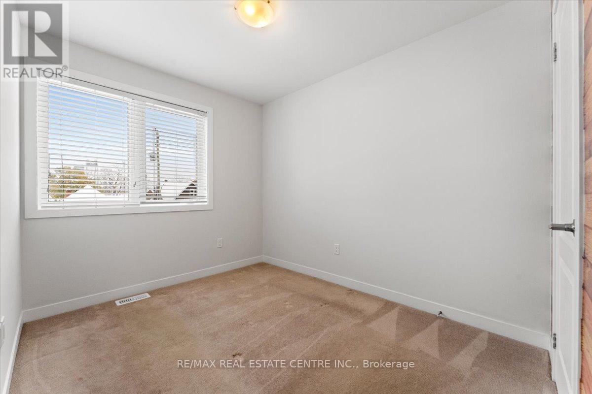 39 Denistoun Street, Welland, Ontario  L3C 0H6 - Photo 28 - X12536892