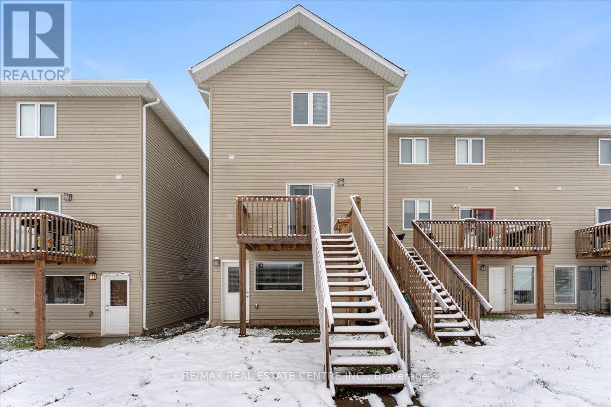 39 Denistoun Street, Welland, Ontario  L3C 0H6 - Photo 40 - X12536892