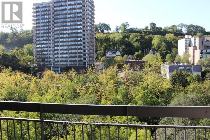 1507 - 150 Charlton Avenue E, Hamilton, Ontario  L8N 3X3 - Photo 12 - X12536898