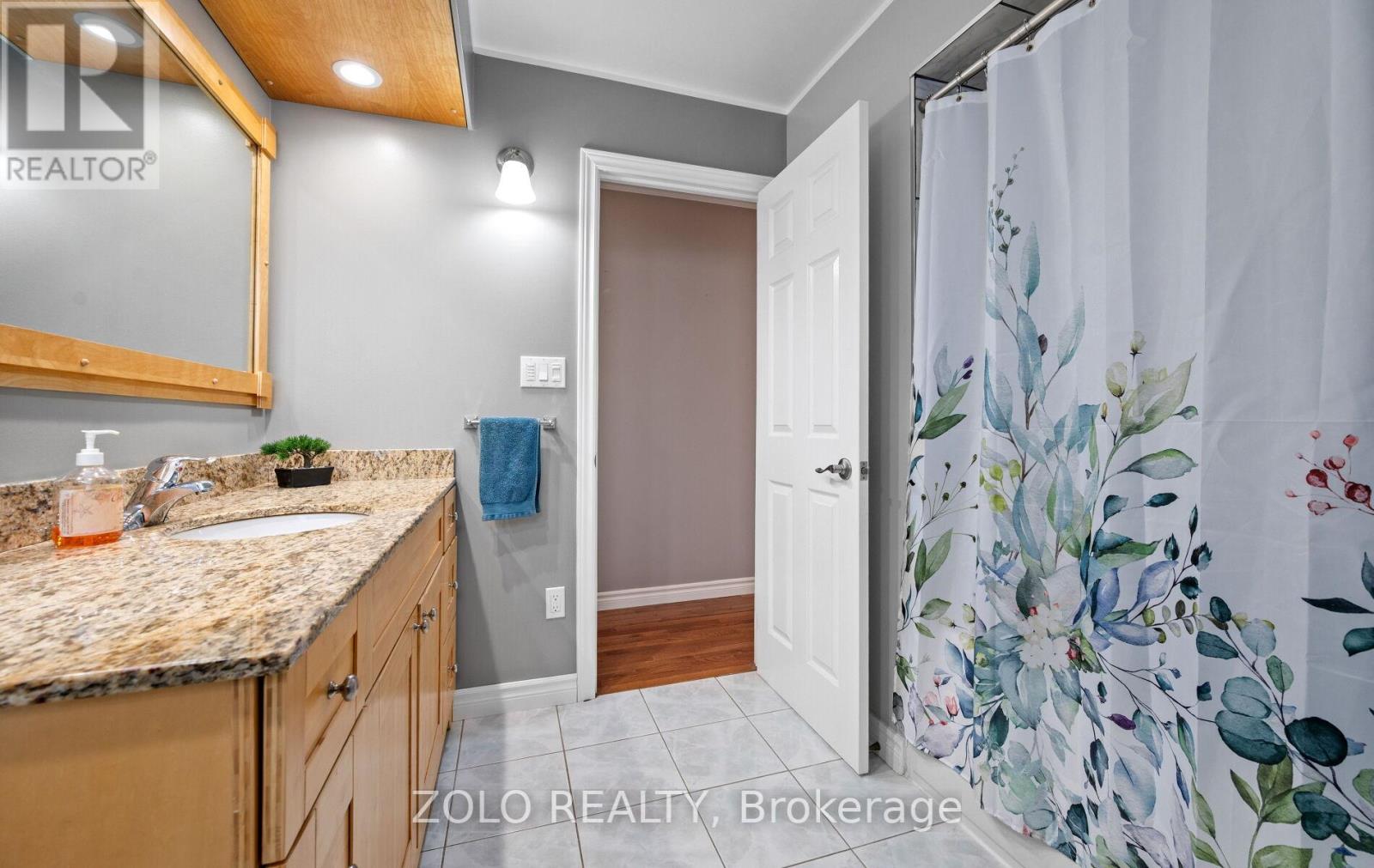 199 Wendover Drive, Hamilton, Ontario  L9C 5X6 - Photo 25 - X12536948