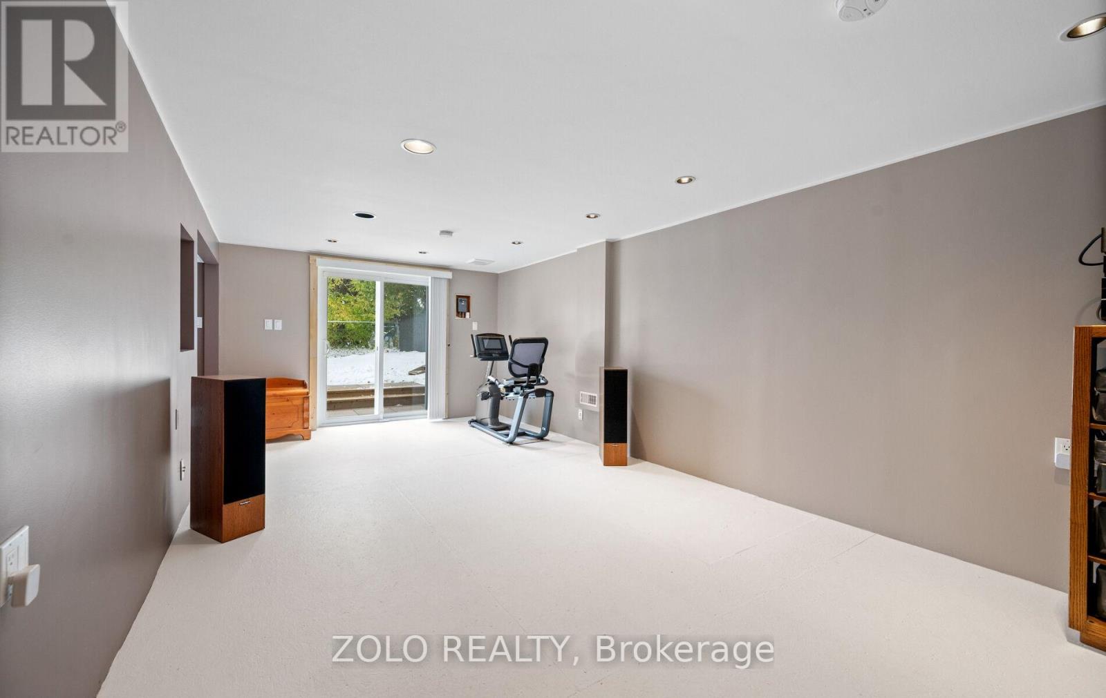 199 Wendover Drive, Hamilton, Ontario  L9C 5X6 - Photo 27 - X12536948