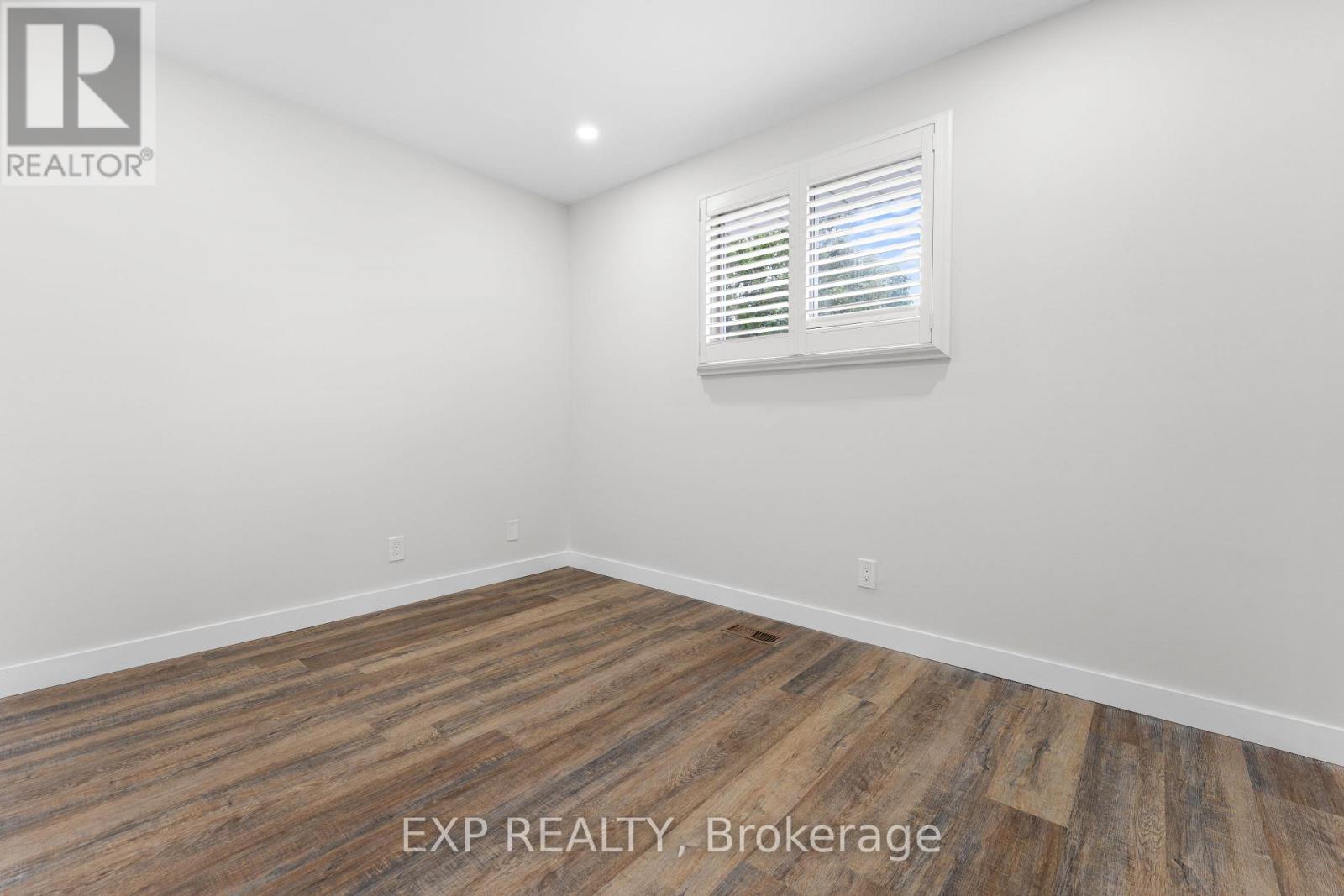 121 Tollgate Road, Brantford, Ontario  N3R 4Z9 - Photo 12 - X12536966