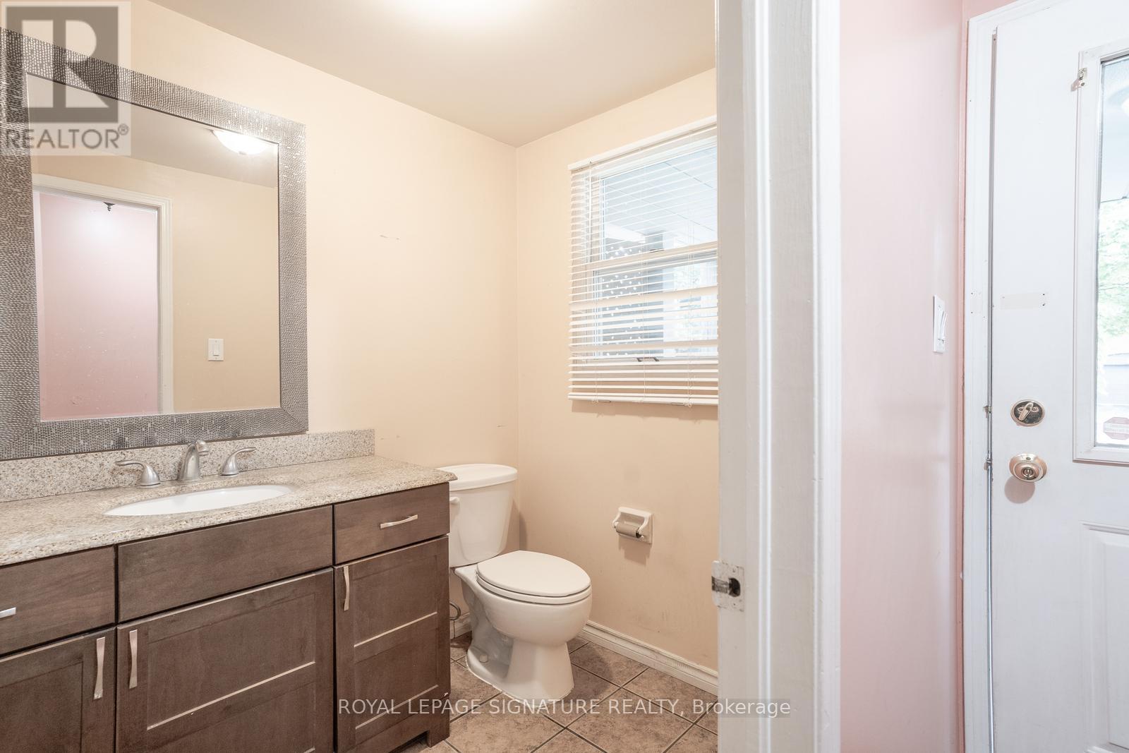 78 Grandridge Crescent, Guelph, Ontario  N1H 8G3 - Photo 19 - X12536968