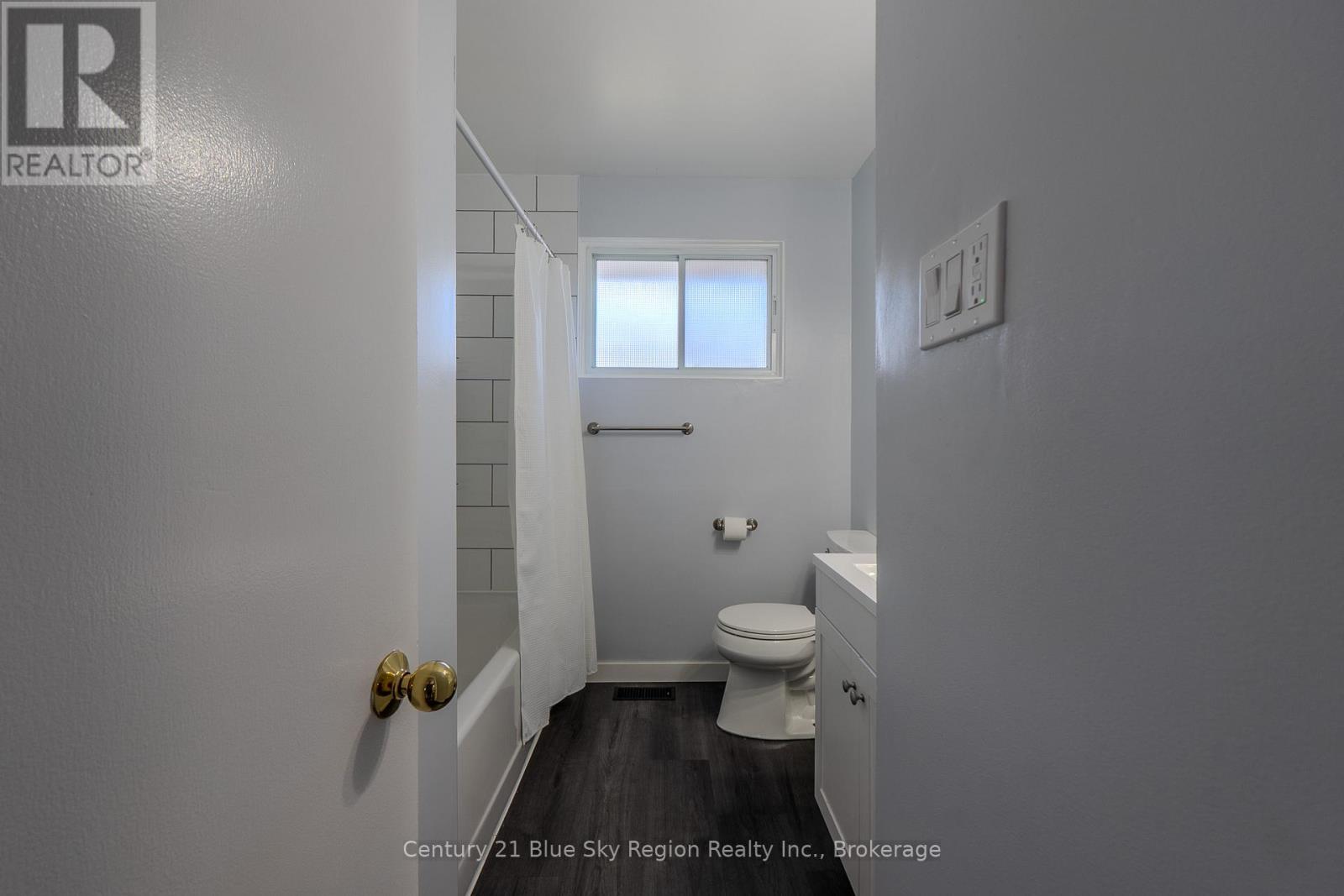 62 Strathcona Drive, North Bay, Ontario  P1A 2N1 - Photo 20 - X12537088