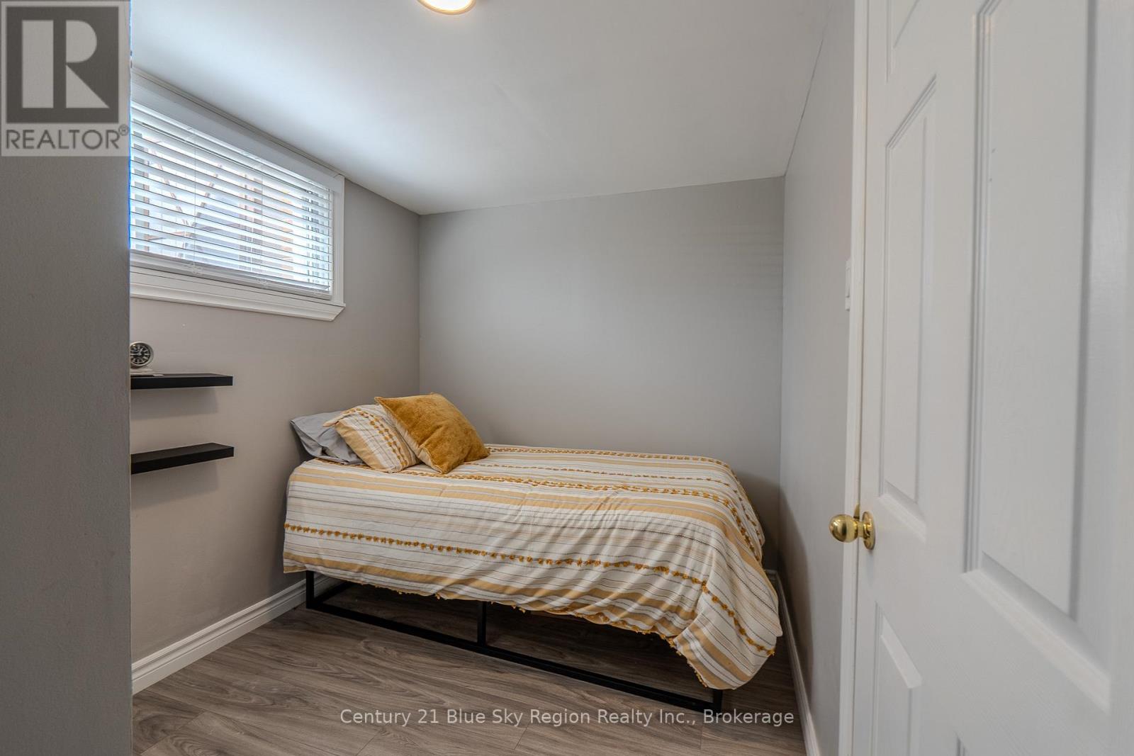 62 Strathcona Drive, North Bay, Ontario  P1A 2N1 - Photo 32 - X12537088