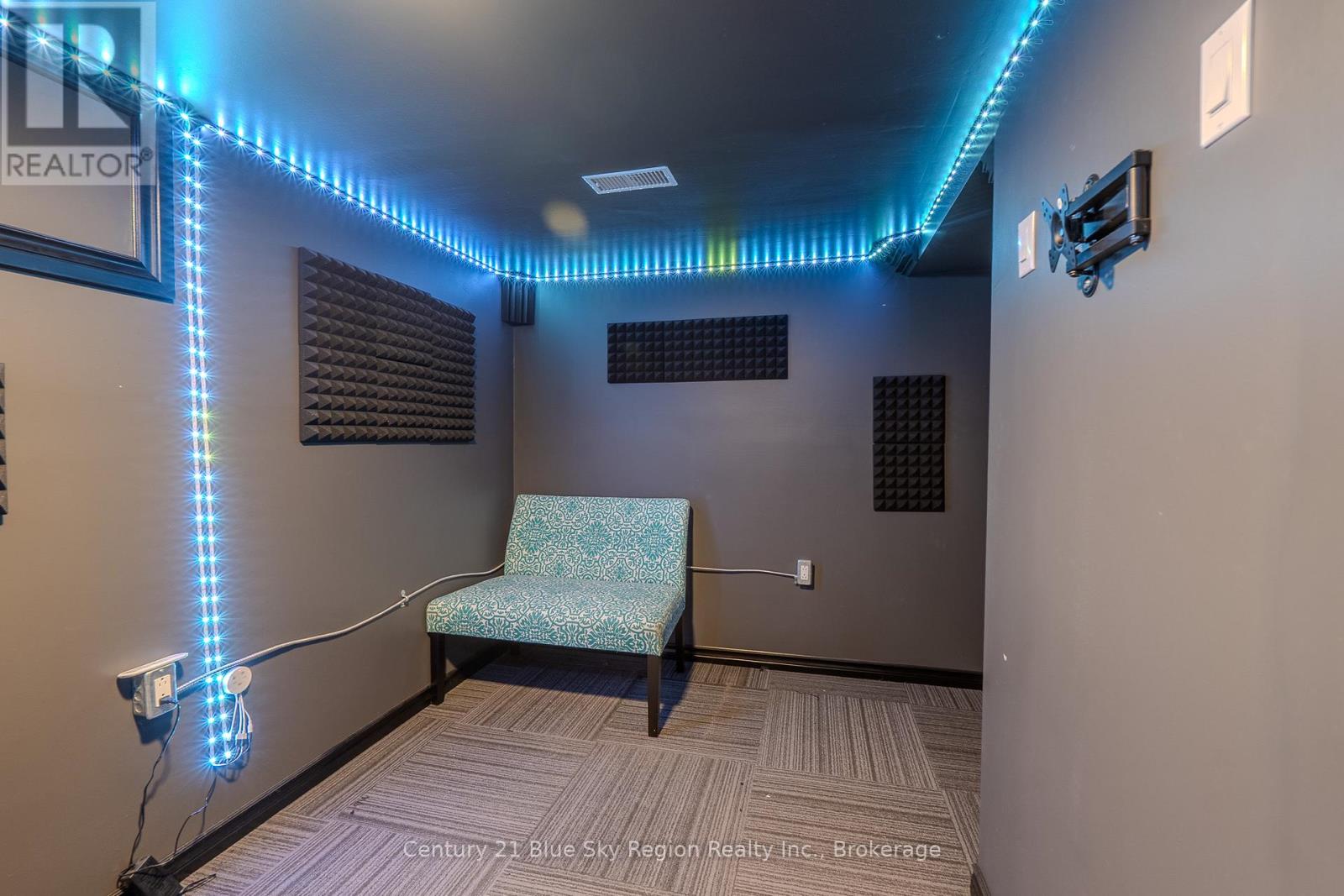 62 Strathcona Drive, North Bay, Ontario  P1A 2N1 - Photo 34 - X12537088