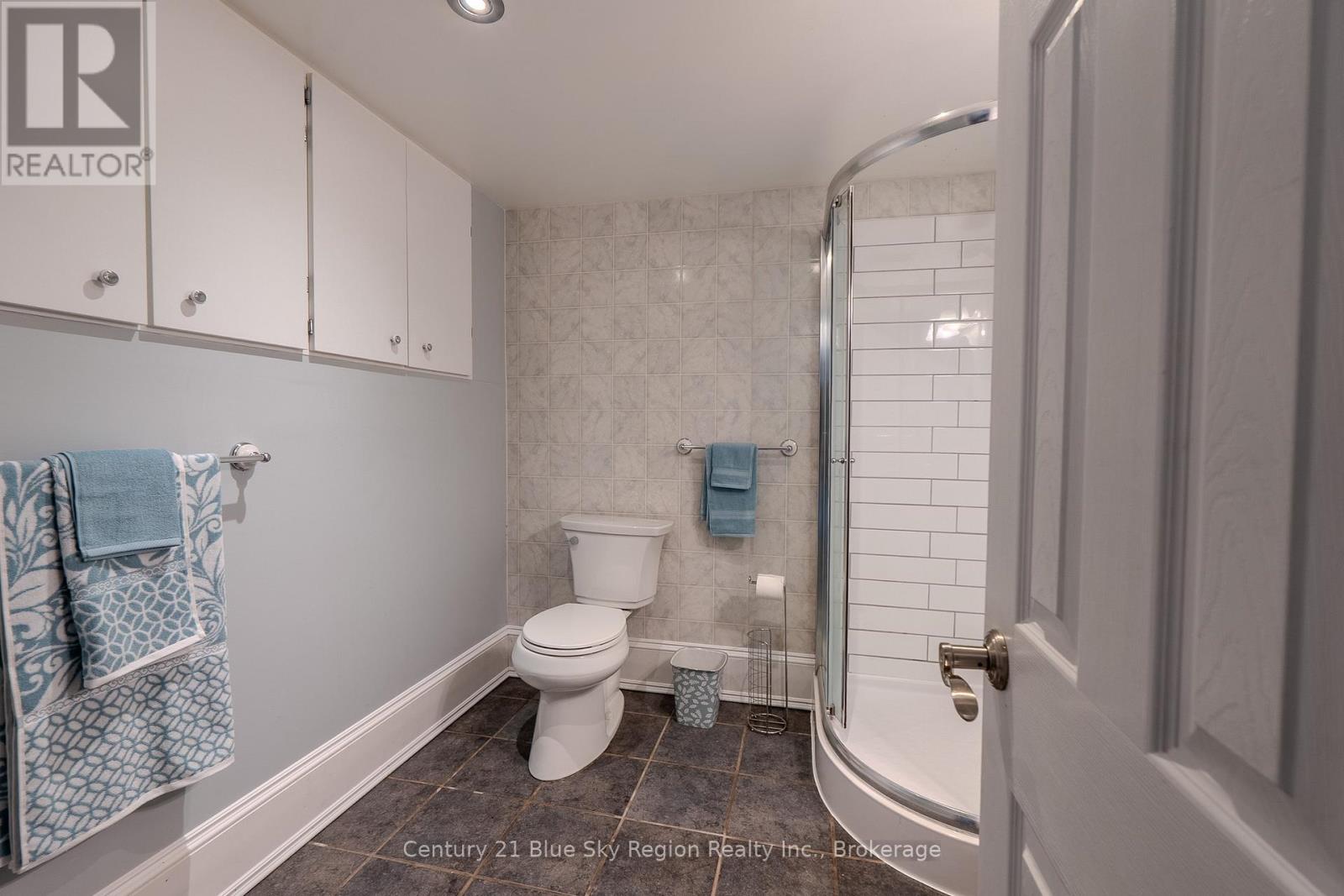 62 Strathcona Drive, North Bay, Ontario  P1A 2N1 - Photo 35 - X12537088