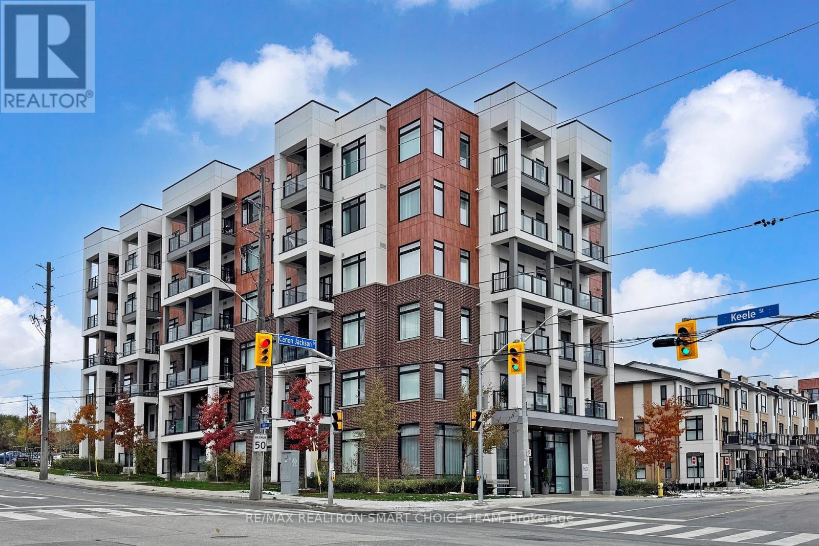 209 - 160 CANON JACKSON DRIVE, Toronto, Ontario