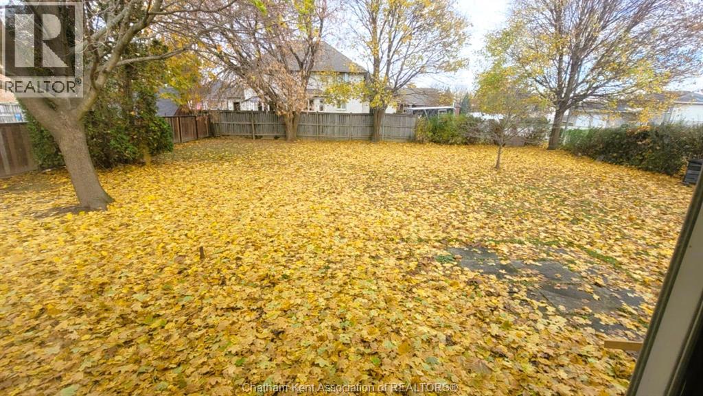 15 Lawrence Street, Wallaceburg, Ontario N8A 2B1 - Photo 20 - 25027731