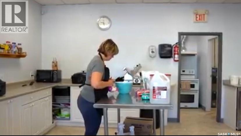 Bay B 1642 100th Street, North Battleford, Saskatchewan  S9A 0W6 - Photo 8 - SK023716