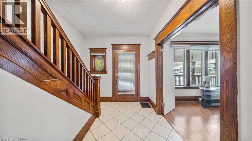 47 Grey Street, Brantford, Ontario  N3T 2T1 - Photo 3 - 40786593