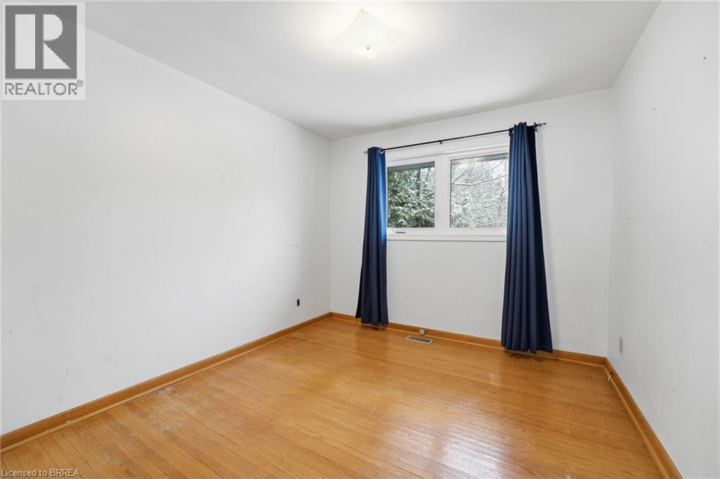 9 Waddington Street, Brantford, Ontario  N3R 2R2 - Photo 14 - 40784423