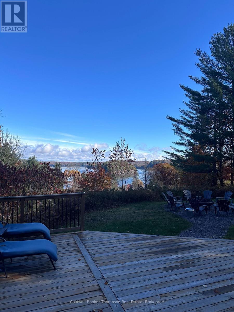 <div class="slider-price">$1,450,000</div><p>179 Hoths Lane, Huntsville, Ontario</p>