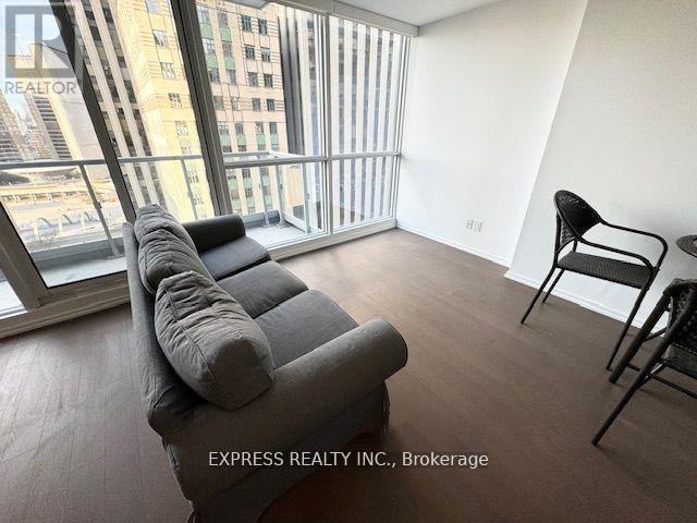 1802 - 70 Temperance Street, Toronto, Ontario  M5H 4E8 - Photo 12 - C12537056