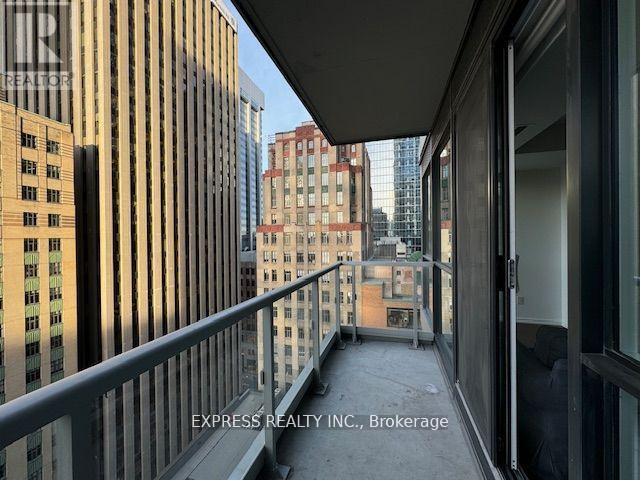 1802 - 70 Temperance Street, Toronto, Ontario  M5H 4E8 - Photo 26 - C12537056