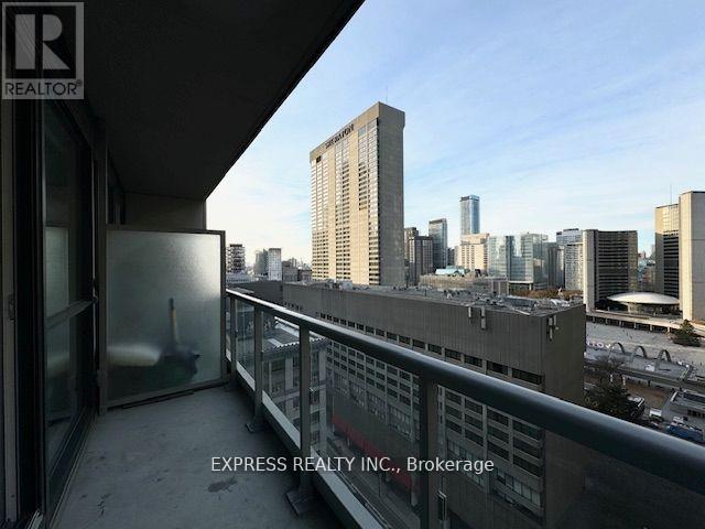 1802 - 70 Temperance Street, Toronto, Ontario  M5H 4E8 - Photo 27 - C12537056