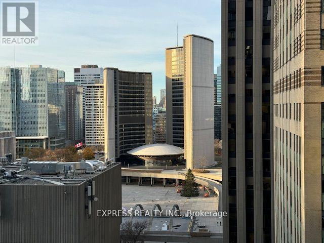 1802 - 70 Temperance Street, Toronto, Ontario  M5H 4E8 - Photo 28 - C12537056