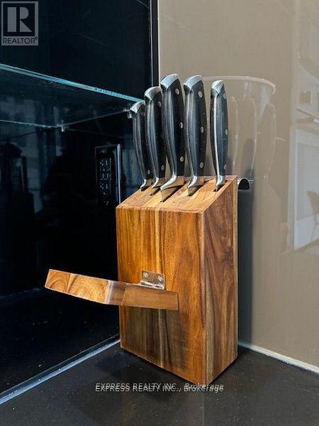 1802 - 70 Temperance Street, Toronto, Ontario  M5H 4E8 - Photo 9 - C12537056