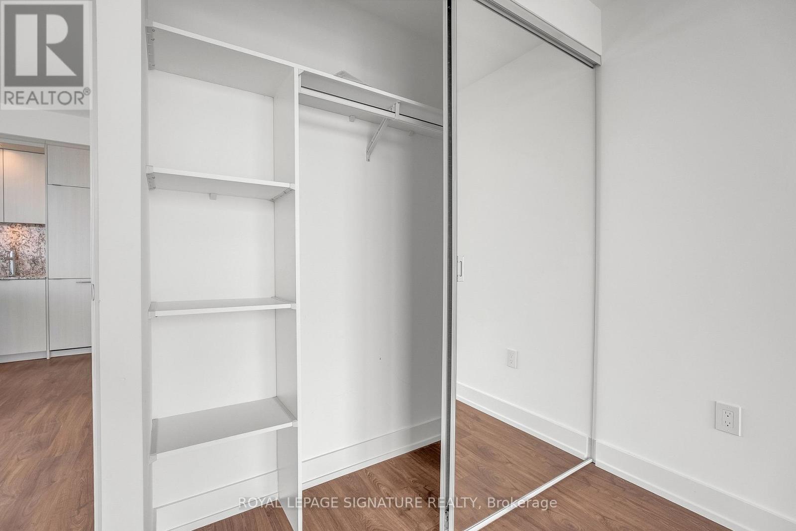 1409 - 30 Inn On The Park Drive, Toronto, Ontario  M3C 0P7 - Photo 30 - C12537112