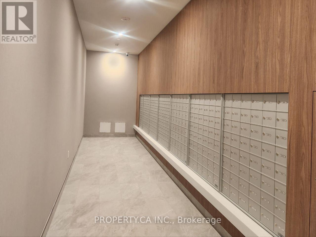 518 - 1 Quarrington Lane, Toronto, Ontario  M3C 0S4 - Photo 10 - C12537136