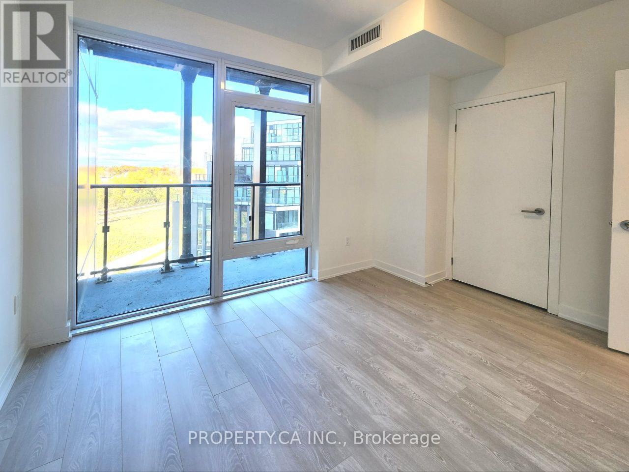 518 - 1 Quarrington Lane, Toronto, Ontario  M3C 0S4 - Photo 7 - C12537136