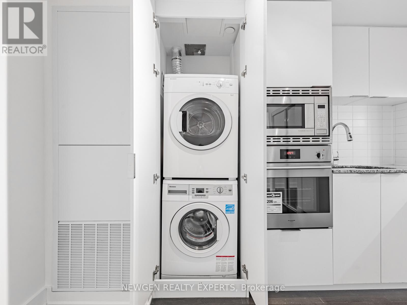 208 - 955 Bay Street, Toronto, Ontario  M5S 2A2 - Photo 15 - C12537154