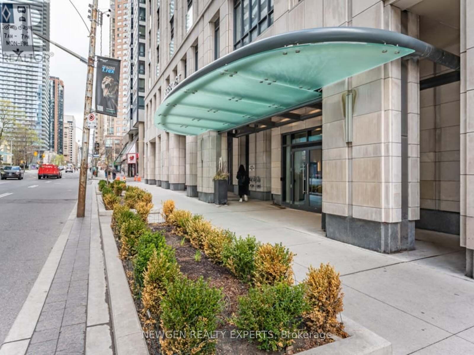 208 - 955 Bay Street, Toronto, Ontario  M5S 2A2 - Photo 3 - C12537154