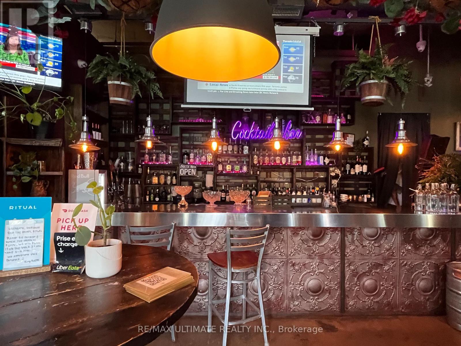 905 King Street W, Toronto, Ontario  M6K 3G9 - Photo 6 - C12537200