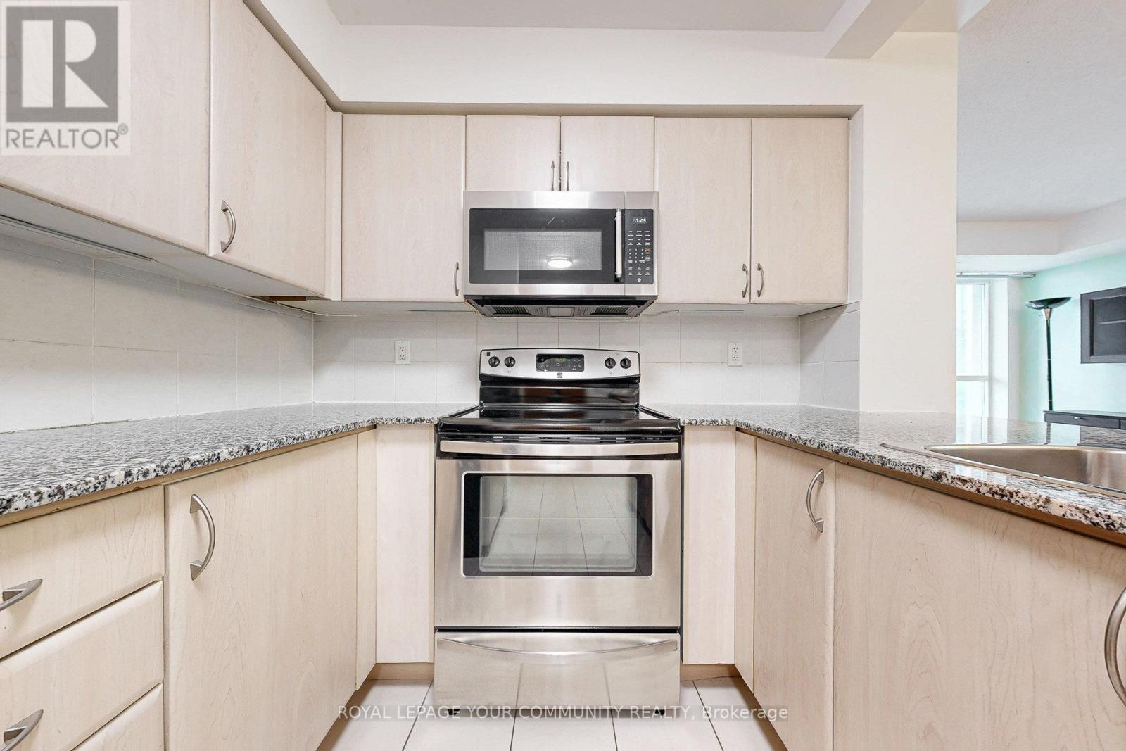 916 - 35 Bales Avenue, Toronto, Ontario  M2N 6K8 - Photo 14 - C12537210