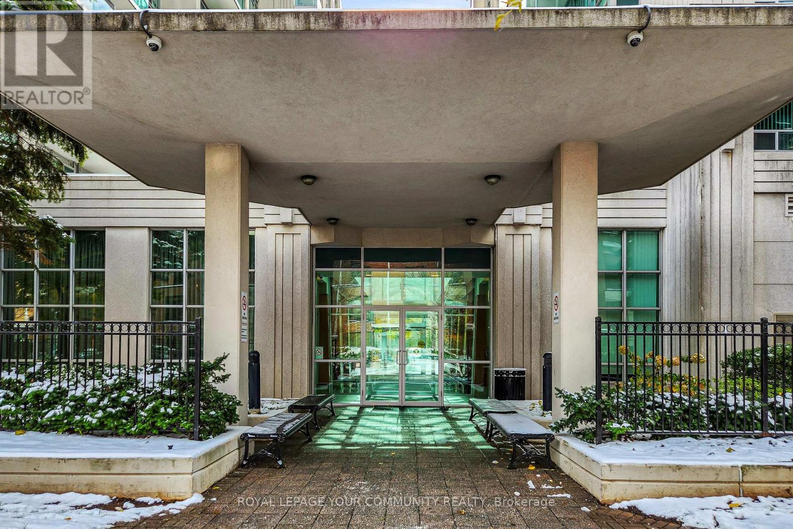 916 - 35 Bales Avenue, Toronto, Ontario  M2N 6K8 - Photo 3 - C12537210