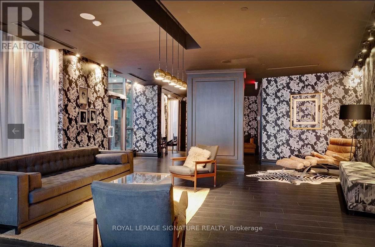 1703 - 1 Scott Street, Toronto, Ontario  M5E 1A1 - Photo 14 - C12537214