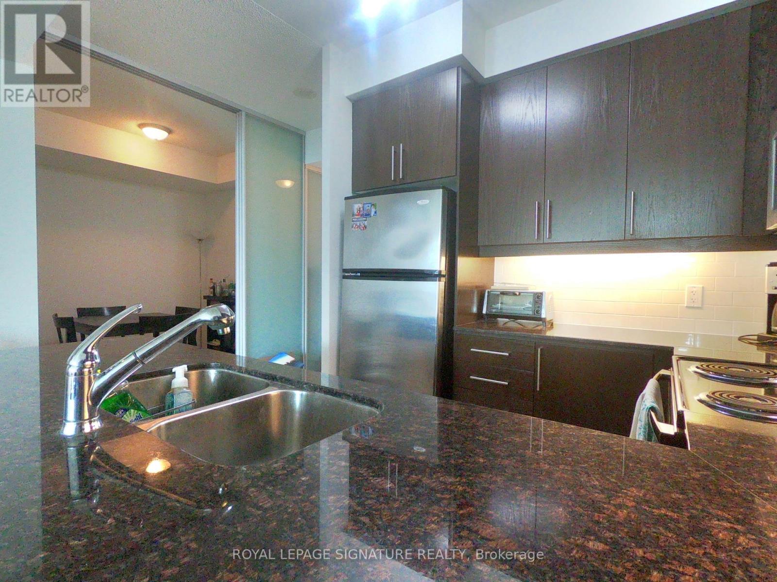 1703 - 1 Scott Street, Toronto, Ontario  M5E 1A1 - Photo 3 - C12537214