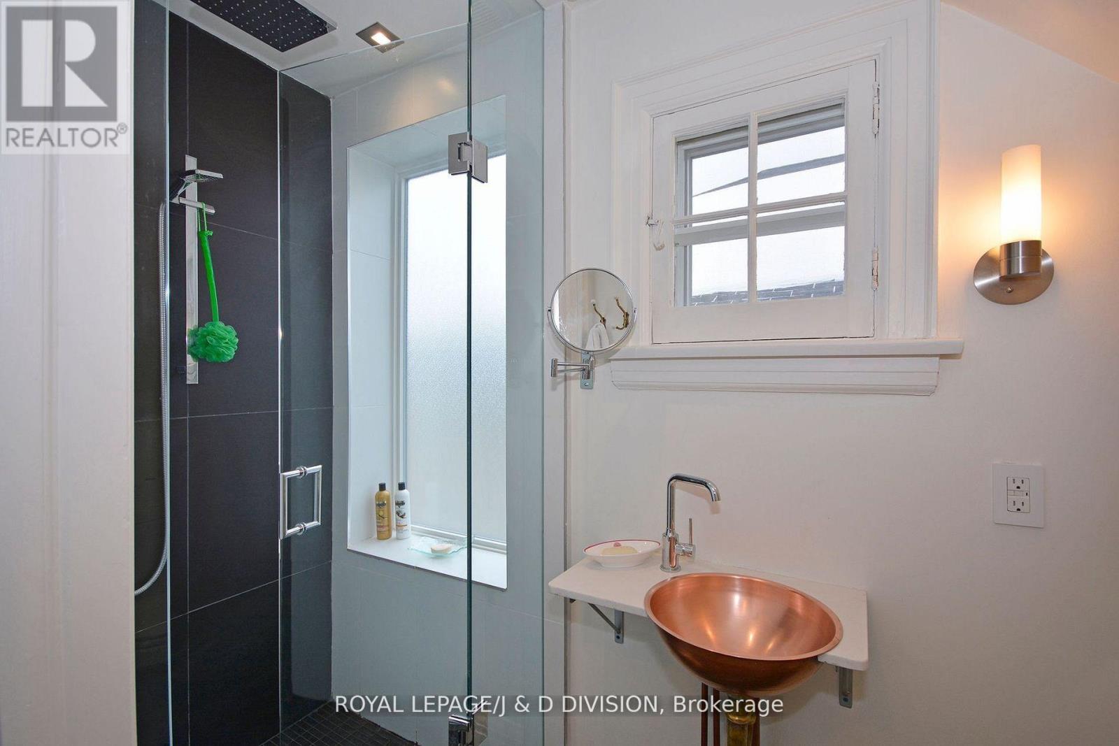 34 Edmund Avenue, Toronto, Ontario  M4V 1H3 - Photo 24 - C12537216