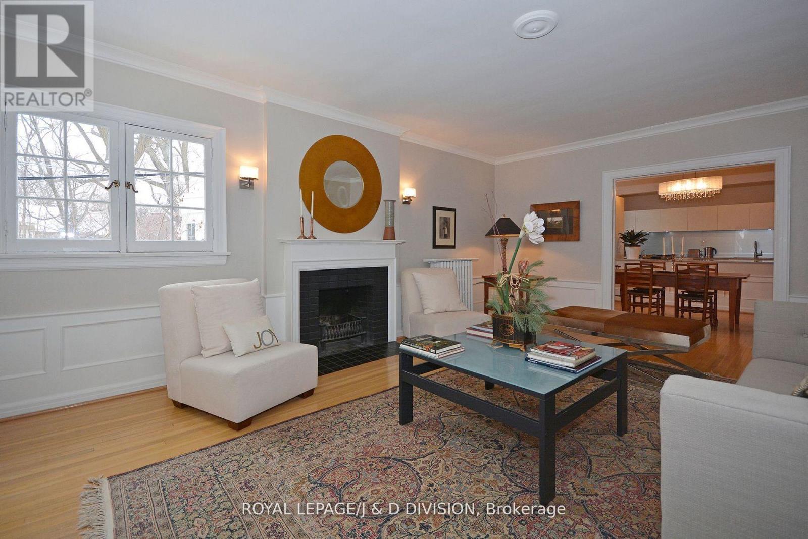 34 Edmund Avenue, Toronto, Ontario  M4V 1H3 - Photo 7 - C12537216