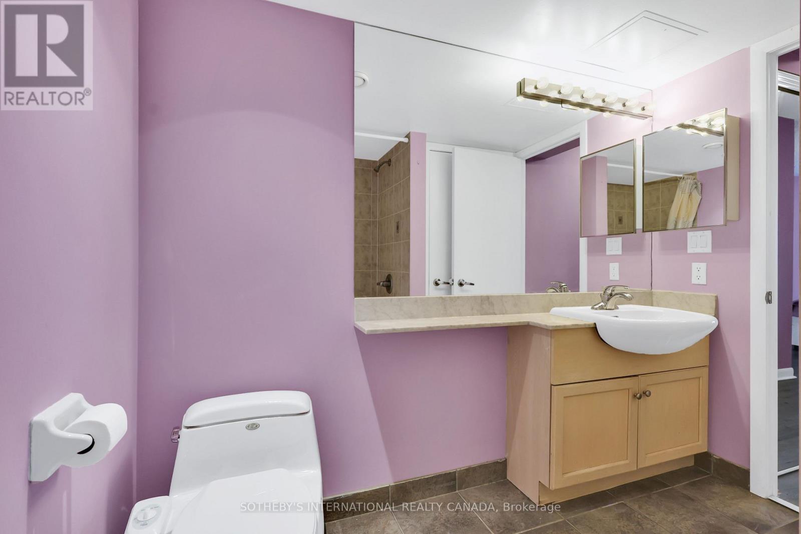 2403 - 210 Victoria Street, Toronto, Ontario  M5B 2R3 - Photo 19 - C12537232