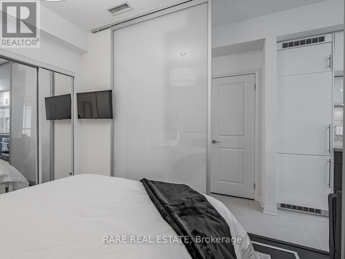 704 - 8 Mercer Street, Toronto, Ontario  M5V 0C4 - Photo 16 - C12537266