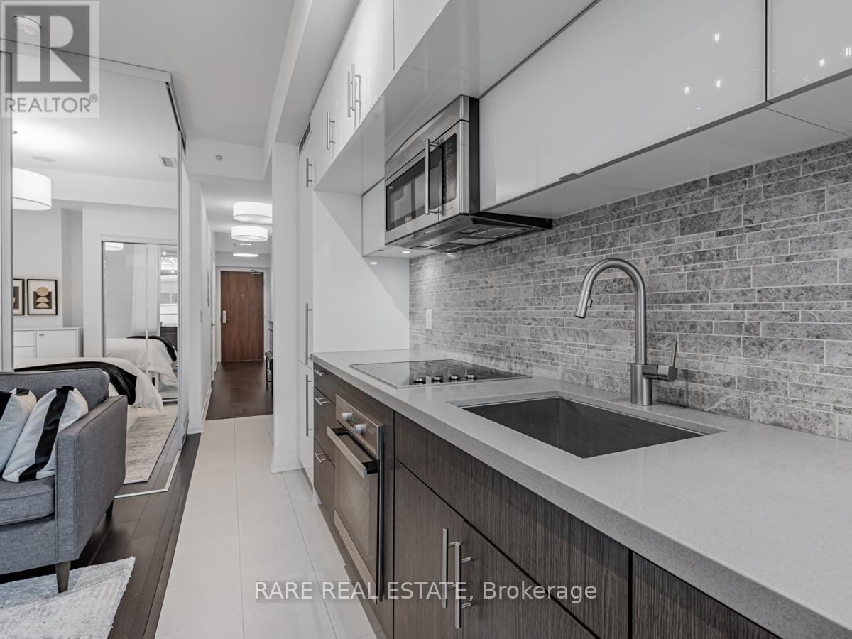 704 - 8 Mercer Street, Toronto, Ontario  M5V 0C4 - Photo 3 - C12537266