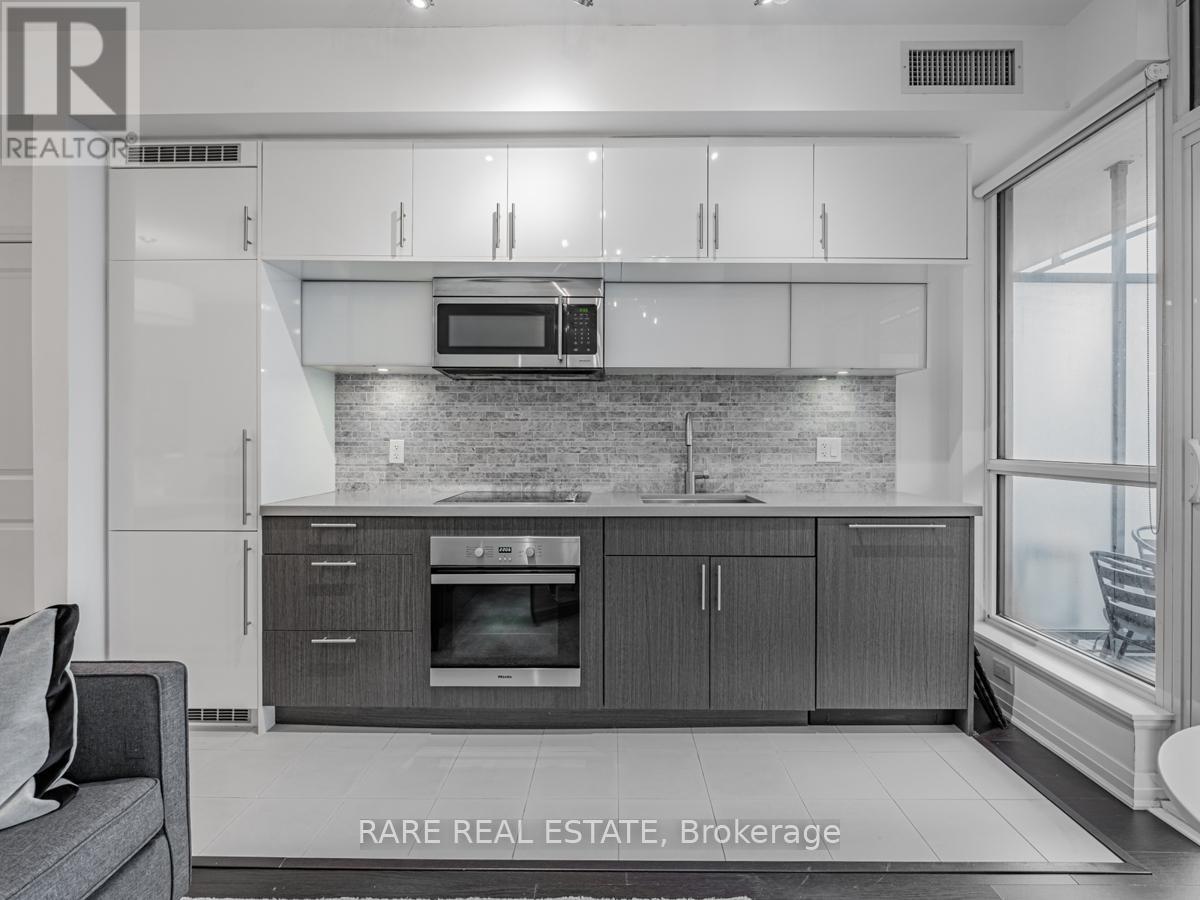 704 - 8 Mercer Street, Toronto, Ontario  M5V 0C4 - Photo 4 - C12537266