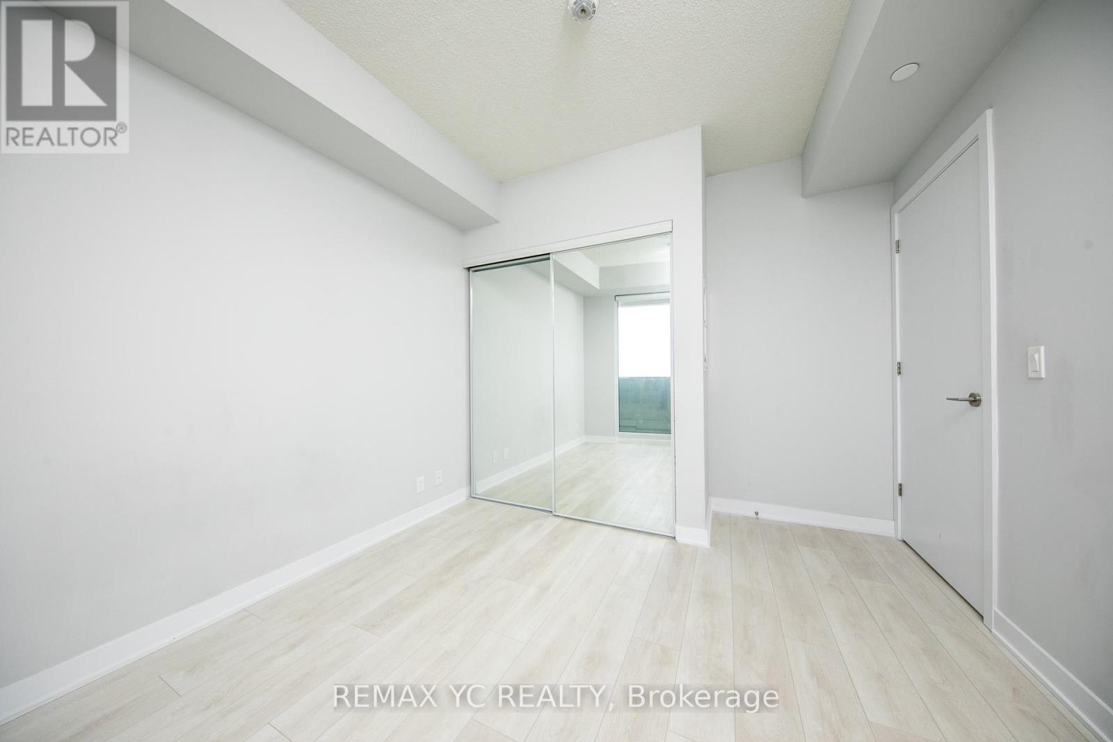 3708 - 2221 Yonge Street, Toronto, Ontario  M4S 2B4 - Photo 11 - C12537280